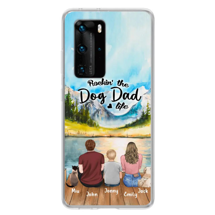 Custom Personalized Pet Couple Phone Case - Parent With 1 Kid And 2 Pets - Case For Xiaomi, Oppo And Huawei