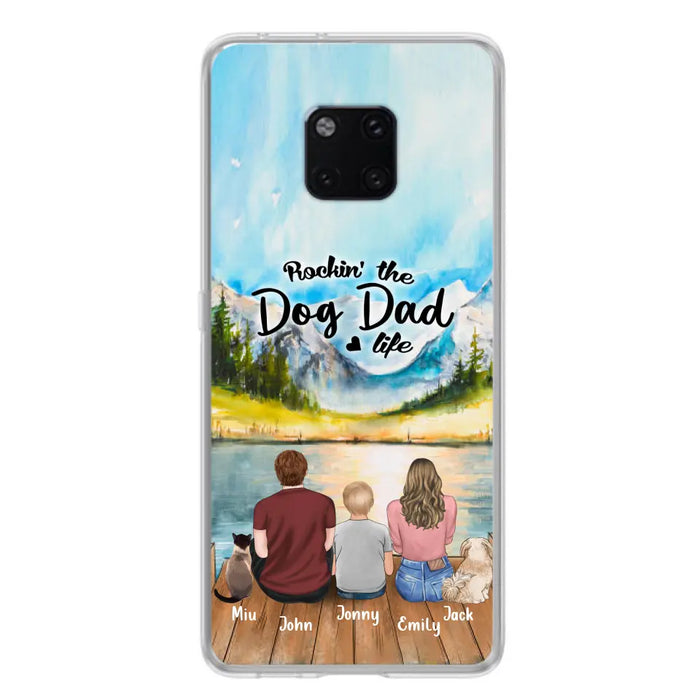 Custom Personalized Pet Couple Phone Case - Parent With 1 Kid And 2 Pets - Case For Xiaomi, Oppo And Huawei