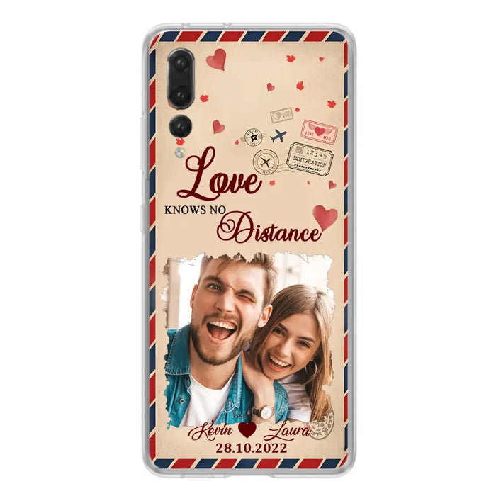 Custom Personalized Couple Phone Case - Gift Idea For Couple/Valentines Day - Upload Photo - Love Knows No Distance - Case For Oppo/ Xiaomi/ Huawei