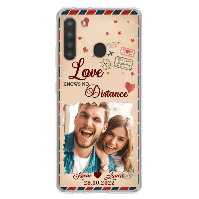 Custom Personalized Couple Phone Case - Gift Idea For Couple/ Valentines Day - Upload Photo - Love Knows No Distance - Case For iPhone/ Samsung