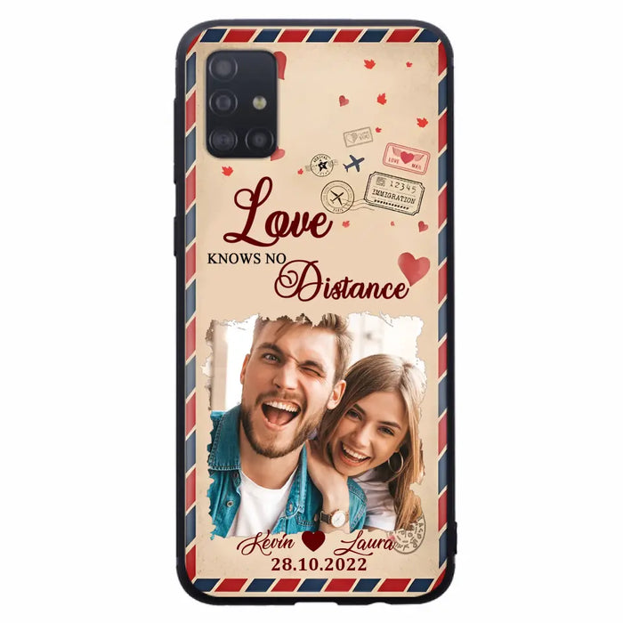 Custom Personalized Couple Phone Case - Gift Idea For Couple/ Valentines Day - Upload Photo - Love Knows No Distance - Case For iPhone/ Samsung