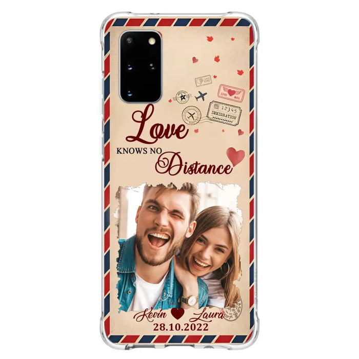 Custom Personalized Couple Phone Case - Gift Idea For Couple/ Valentines Day - Upload Photo - Love Knows No Distance - Case For iPhone/ Samsung