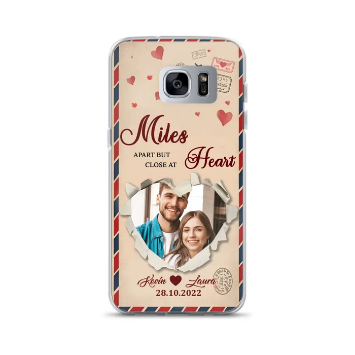 Custom Personalized Couple Phone Case - Gift Idea For Couple/ Valentines Day - Upload Photo - Miles Apart But Close At Heart - Case For iPhone/ Samsung