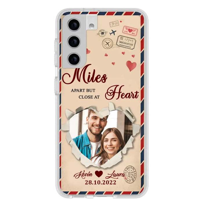 Custom Personalized Couple Phone Case - Gift Idea For Couple/ Valentines Day - Upload Photo - Miles Apart But Close At Heart - Case For iPhone/ Samsung