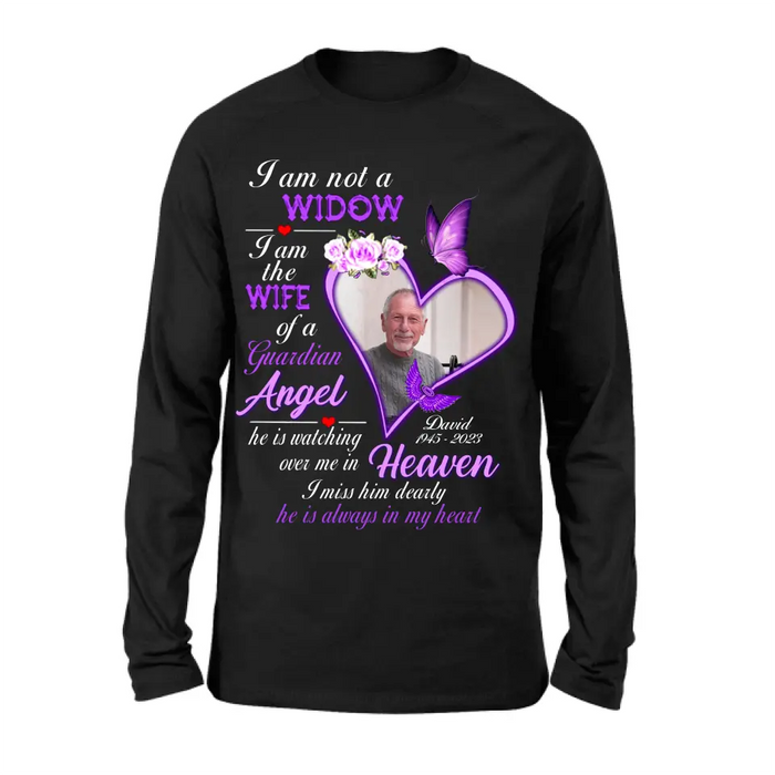 Custom Personalized Memorial Photo T-Shirt/ Long Sleeve/ Sweatshirt/ Hoodie - Upload Photo - Gift Idea For Family - I Am Not A Widow