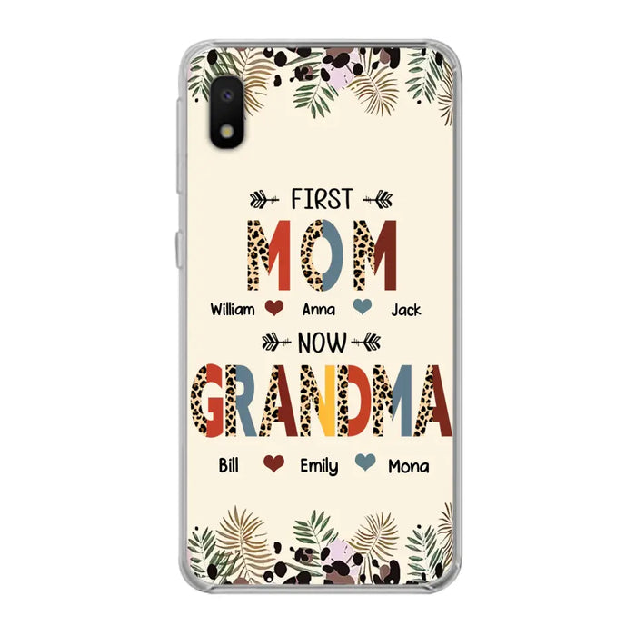 Custom Personalized Grandma Phone Case - Gift Idea For Grandma/Mom/ Mother's Day - Up to 6 Kids And 12 Grandkids - First Mom Now Grandma - Case For iPhone And Samsung