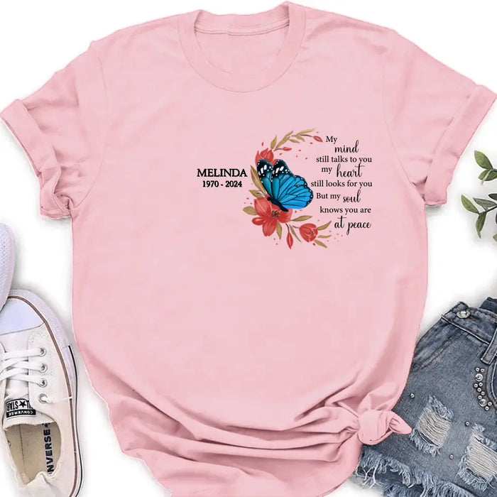 Custom Personalized Flower Memorial Shirt/Hoodie - Memorial Gift Idea for Mother's Day/Father's Day - My Mind Still Talks To You