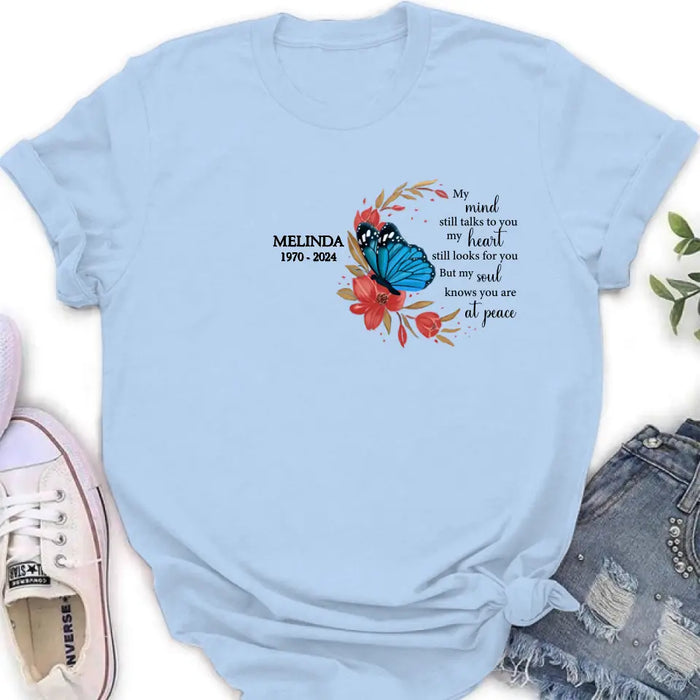 Custom Personalized Flower Memorial Shirt/Hoodie - Memorial Gift Idea for Mother's Day/Father's Day - My Mind Still Talks To You