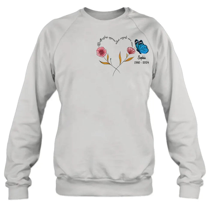 Custom Personalized Memorial Shirt/Hoodie - Memorial Gift Idea for Mother's Day/Father's Day - Butterflies Appear When Angels Are Near