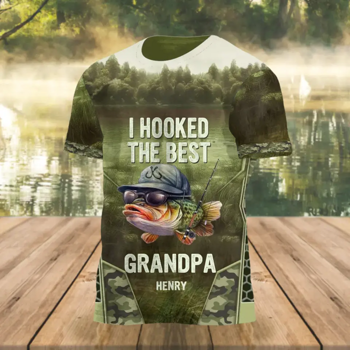 Custom Personalized Fishing T-Shirt - Father's Day Gift Idea For Dad/ Grandpa/ Fishing Lover - We Hooked The Best Daddy