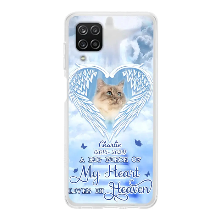 Custom Personalized Memorial Pet Phone Case - Upload Photo - Memorial Gift Idea For Pet Owner - A Big Piece Of My Heart Lives In Heaven - Case For iPhone/ Samsung