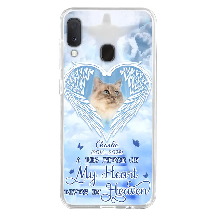 Custom Personalized Memorial Pet Phone Case - Upload Photo - Memorial Gift Idea For Pet Owner - A Big Piece Of My Heart Lives In Heaven - Case For iPhone/ Samsung