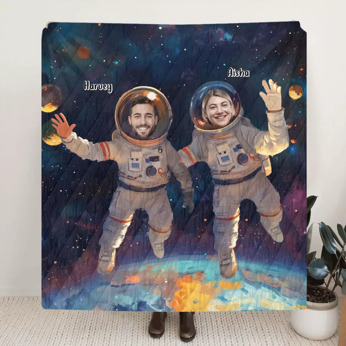 Custom Personalized Astronus Single Layer Fleece/ Quilt Blanket - Adult/ Couple/ Parents With Up to 5 Kid  - Upload Photo - Gift Idea For Family