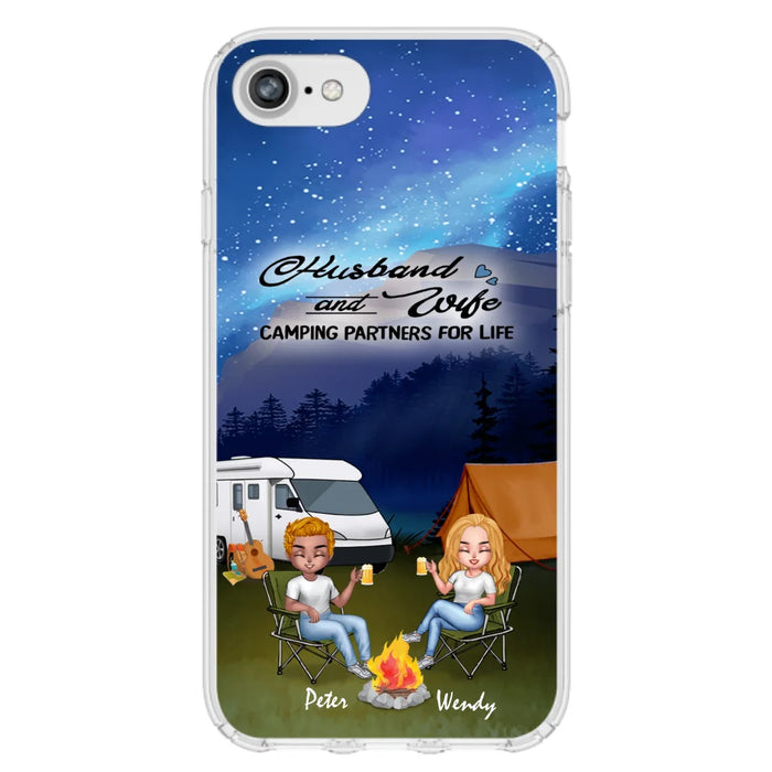 Custom Personalized Camping Night Chibi Phone Case - Couple With Upto 2 Dogs - Gift Idea For Camping Lover - Case For iPhone And Samsung