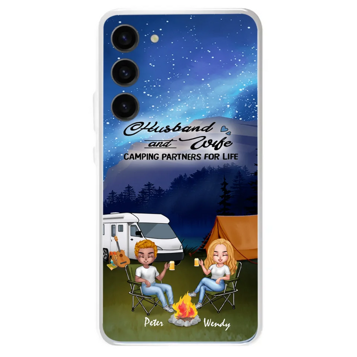 Custom Personalized Camping Night Chibi Phone Case - Couple With Upto 2 Dogs - Gift Idea For Camping Lover - Case For iPhone And Samsung