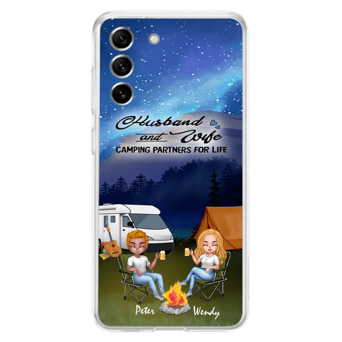 Custom Personalized Camping Night Chibi Phone Case - Couple With Upto 2 Dogs - Gift Idea For Camping Lover - Case For iPhone And Samsung