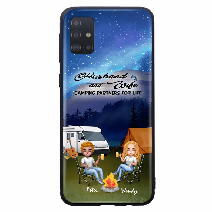 Custom Personalized Camping Night Chibi Phone Case - Couple With Upto 2 Dogs - Gift Idea For Camping Lover - Case For iPhone And Samsung