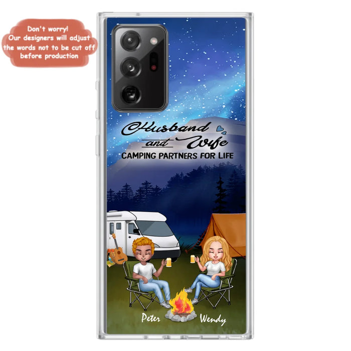 Custom Personalized Camping Night Chibi Phone Case - Couple With Upto 2 Dogs - Gift Idea For Camping Lover - Case For iPhone And Samsung