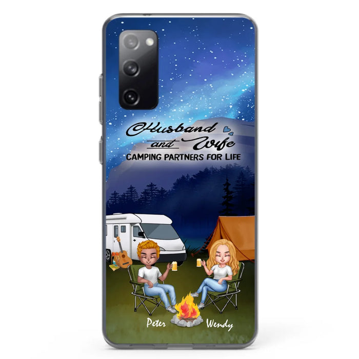 Custom Personalized Camping Night Chibi Phone Case - Couple With Upto 2 Dogs - Gift Idea For Camping Lover - Case For iPhone And Samsung