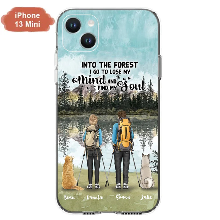 Custom Personalized Hiking Couple With Dogs Phone Case - Couple With Upto 2 Pets - Case For iPhone and Samsung - Q67GXN