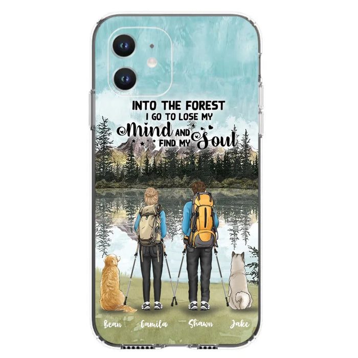 Custom Personalized Hiking Couple With Dogs Phone Case - Couple With Upto 2 Pets - Case For iPhone and Samsung - Q67GXN