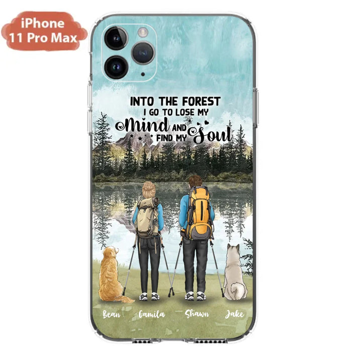 Custom Personalized Hiking Couple With Dogs Phone Case - Couple With Upto 2 Pets - Case For iPhone and Samsung - Q67GXN