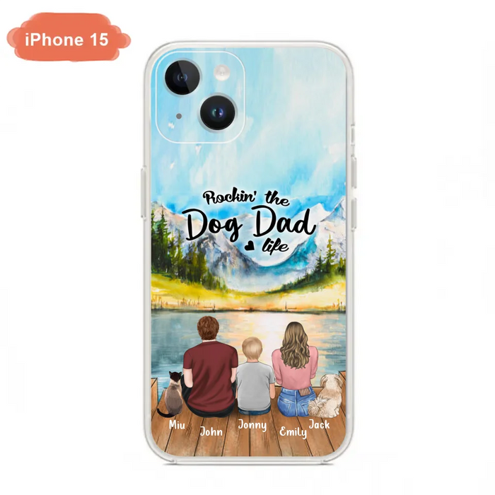 Custom Personalized Pet Couple Phone Case - Parent With 1 Kid And 2 Pets - Case For iPhone And Samsung