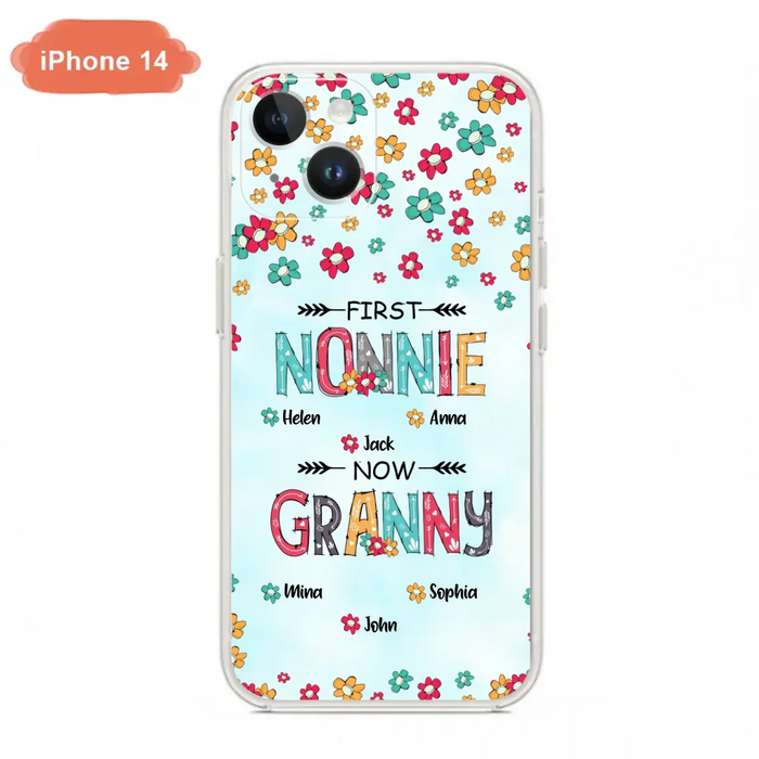 Custom Personalized Grandma Phone Case - Upto 4 Kids And 8 Grandkids - Mother's Day Gift Idea for Grandma - First Mom Now Nana Kid And Grandkids Flower Pattern - Case For iPhone And Samsung