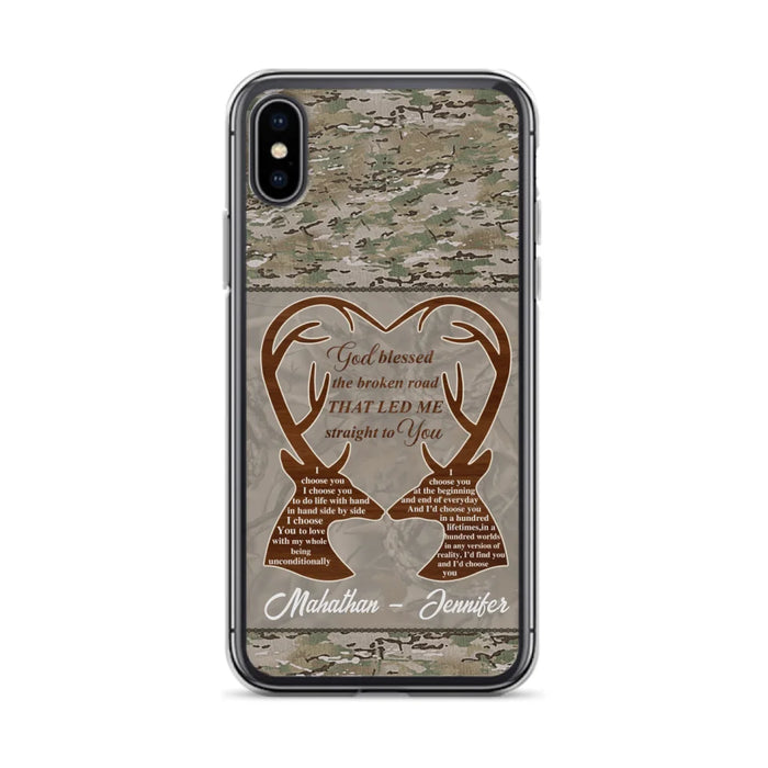 Custom Personalized Deer Hunting Heart Phone Case - Gift Idea For Couple - God Blessed The Broken Road That Led Me Straight To You - Case For iPhone And Samsung