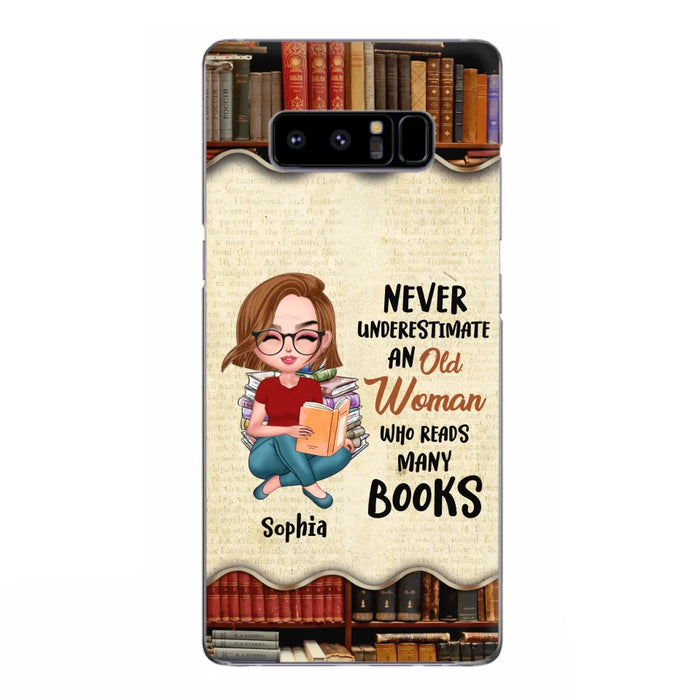 Custom Personalized Old Woman Books Phone Case -  Gift Idea For Books Lover - Case For iPhone And Samsung