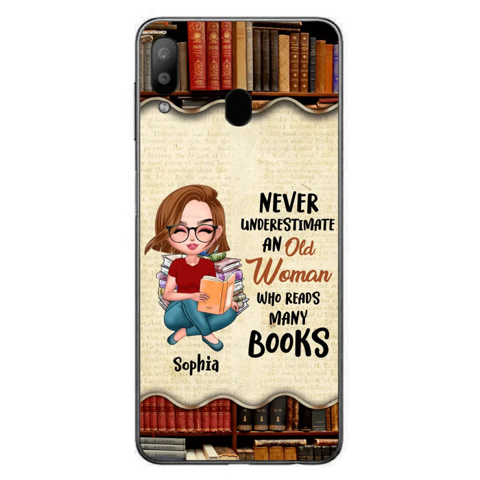 Custom Personalized Old Woman Books Phone Case -  Gift Idea For Books Lover - Case For iPhone And Samsung