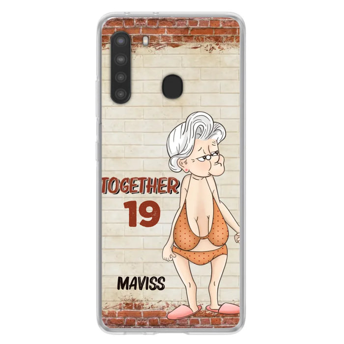 Custom Personalized Old Couple Phone Case - Gift Idea For Old Couple - Gift For Him/Her - Case For iPhone And Samsung