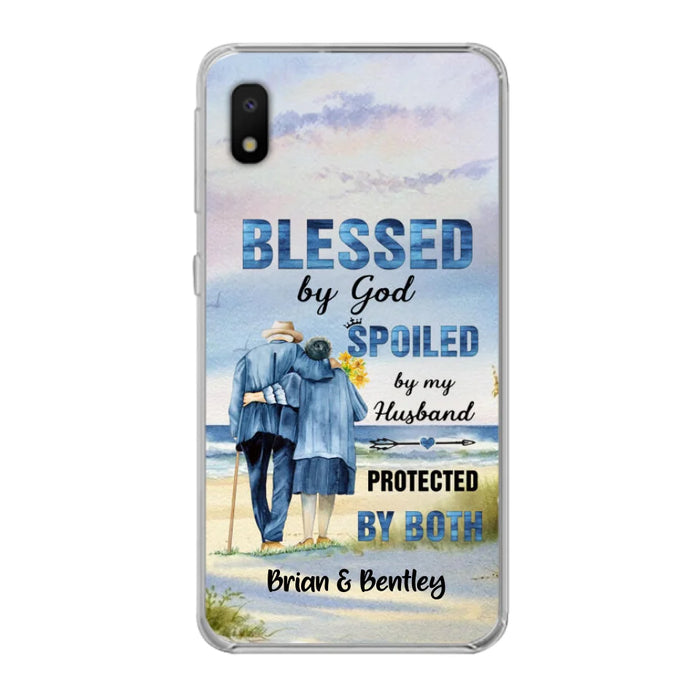 Custom Personalized Old Couple Phone Case - Best Gift Idea For Grandparents - Case For iPhone, Samsung and Xiaomi