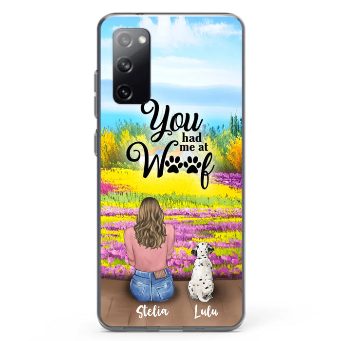 Custom Personalized Dog Mom With Flowers Background Phone Case - Gifts For Dog Lovers With Upto 4 Dogs - You Had Me At Woof - Case For iPhone, Samsung And Xiaomi - L4E2ZU