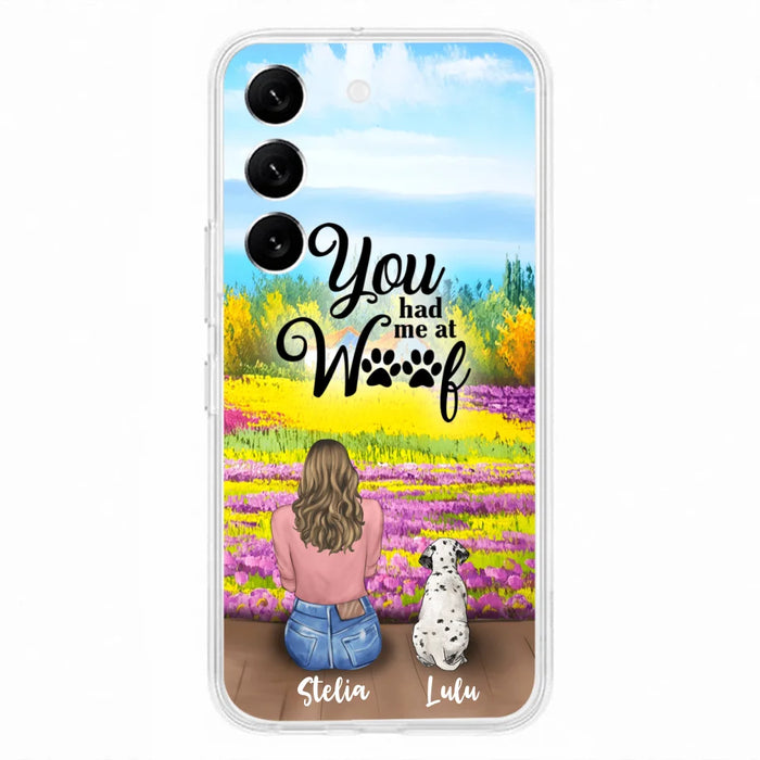 Custom Personalized Dog Mom With Flowers Background Phone Case - Gifts For Dog Lovers With Upto 4 Dogs - You Had Me At Woof - Case For iPhone, Samsung And Xiaomi - L4E2ZU