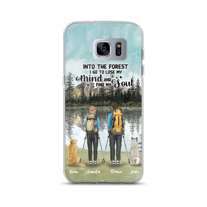 Custom Personalized Hiking Couple With Dogs Phone Case - Couple With Upto 2 Pets - Case For iPhone and Samsung - Q67GXN