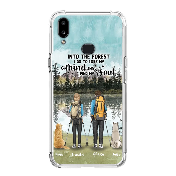 Custom Personalized Hiking Couple With Dogs Phone Case - Couple With Upto 2 Pets - Case For iPhone and Samsung - Q67GXN