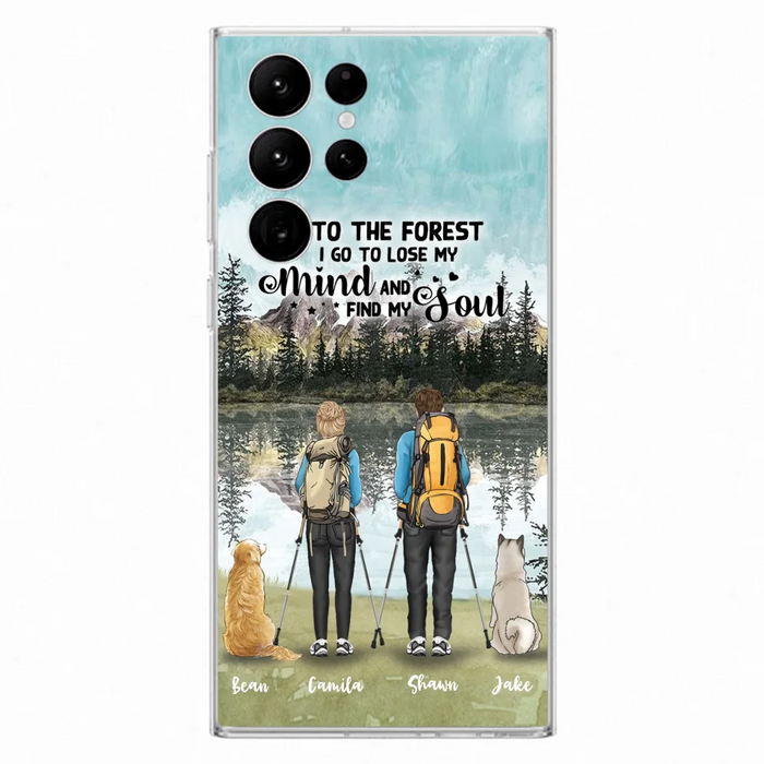 Custom Personalized Hiking Couple With Dogs Phone Case - Couple With Upto 2 Pets - Case For iPhone and Samsung - Q67GXN