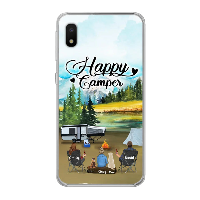 Custom Personalized Camping Phone Case - Parents With 1 Kids And 2 Pets - Best Gift For Family - Happy Camper - Case For iPhone And Samsung