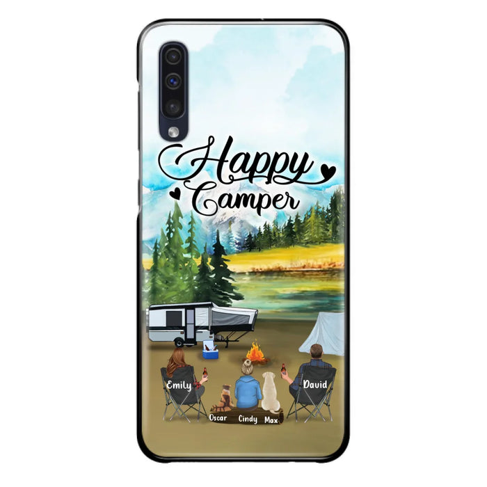 Custom Personalized Camping Phone Case - Parents With 1 Kids And 2 Pets - Best Gift For Family - Happy Camper - Case For iPhone And Samsung