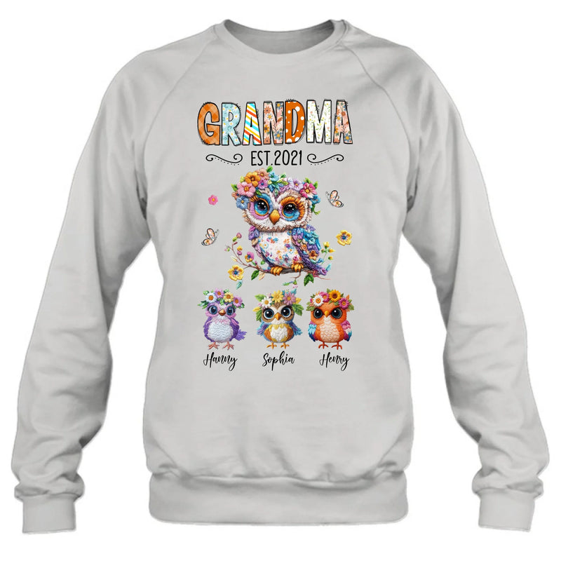 Personalized Owl Grandma Embroidered Effect Design Shirt/Hoodie - Up to 6 Kids - Mother's Day Gift Idea for Grandma/Mom