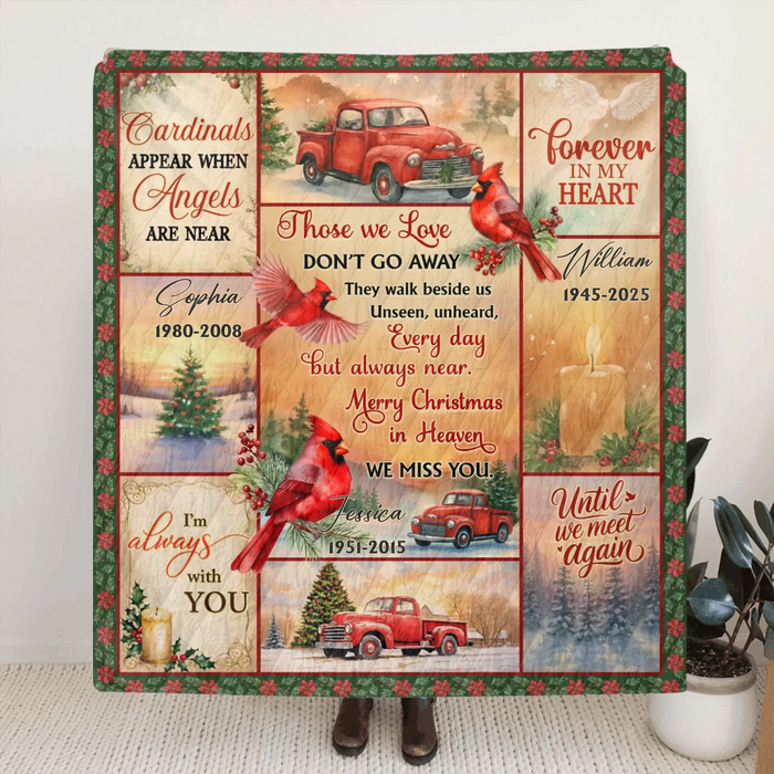 Personalized Christmas Memorial Fleece Throw Blanket / Quilt – Cardinals Appear When Angels Are Near, Merry Christmas in Heaven, Sympathy Gift for Loss of Loved One