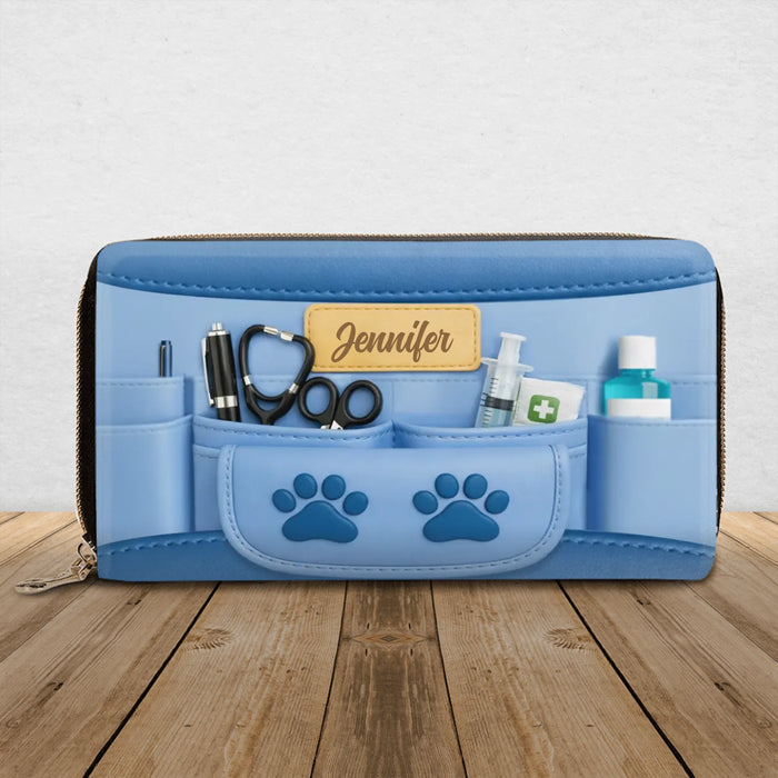 Personalized Dog Groomer Long Wallet – Custom Name Zipper Wallet with Paw Prints – Dog Grooming Gift, Pet Lover Wallet for Women