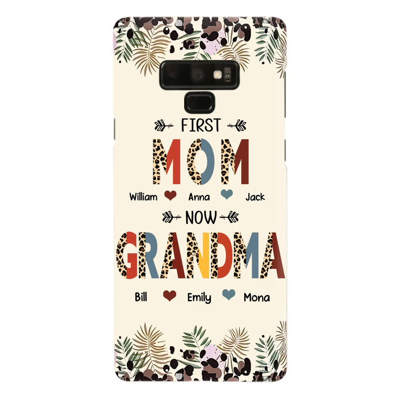 Custom Personalized Grandma Phone Case - Gift Idea For Grandma/Mom/ Mother's Day - Up to 6 Kids And 12 Grandkids - First Mom Now Grandma - Case For iPhone And Samsung