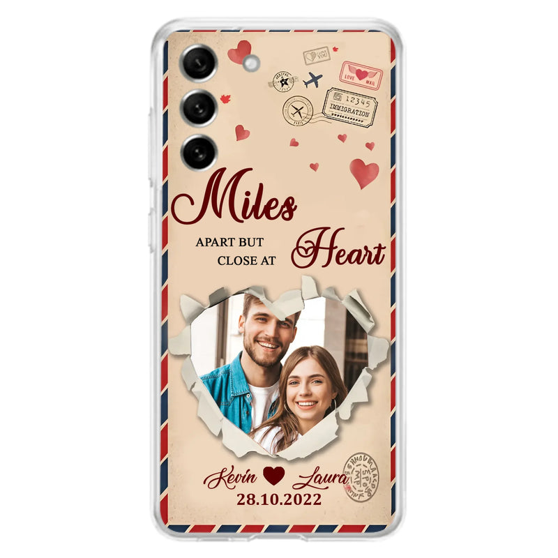 Custom Personalized Couple Phone Case - Gift Idea For Couple/ Valentines Day - Upload Photo - Miles Apart But Close At Heart - Case For iPhone/ Samsung