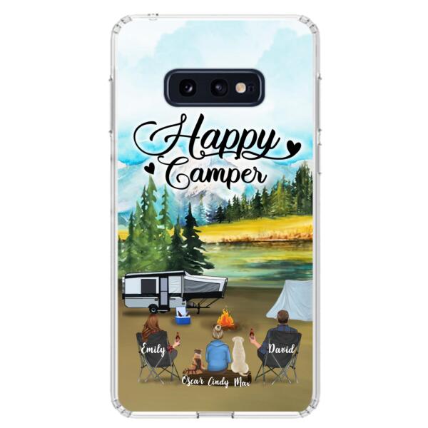 Custom Personalized Camping Phone Case - Parents With 1 Kids And 2 Pets - Best Gift For Family - Happy Camper