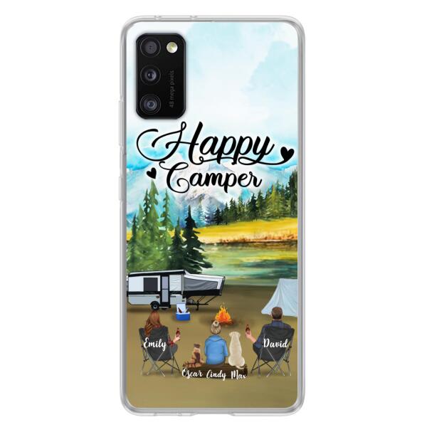 Custom Personalized Camping Phone Case - Parents With 1 Kids And 2 Pets - Best Gift For Family - Happy Camper