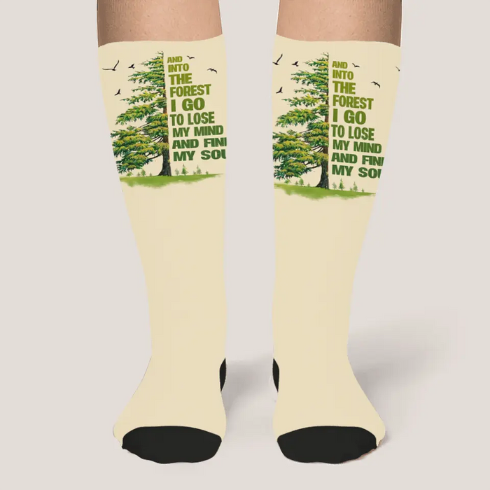 Hiking Men's/ Women's Socks - And Into The Forest I Go To Lose My Mind and Find My Soul - Gift For Hiking Lover/ Husband/ Wife/ Couple